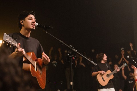 Cultura do Céu, Kaleb e Josh & Davi Fernandes em “Até Te Encontrar”