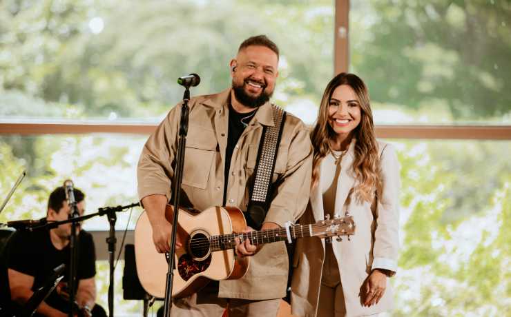 Fernandinho traz a canção “Único Acústico” feat. Gabriela Rocha